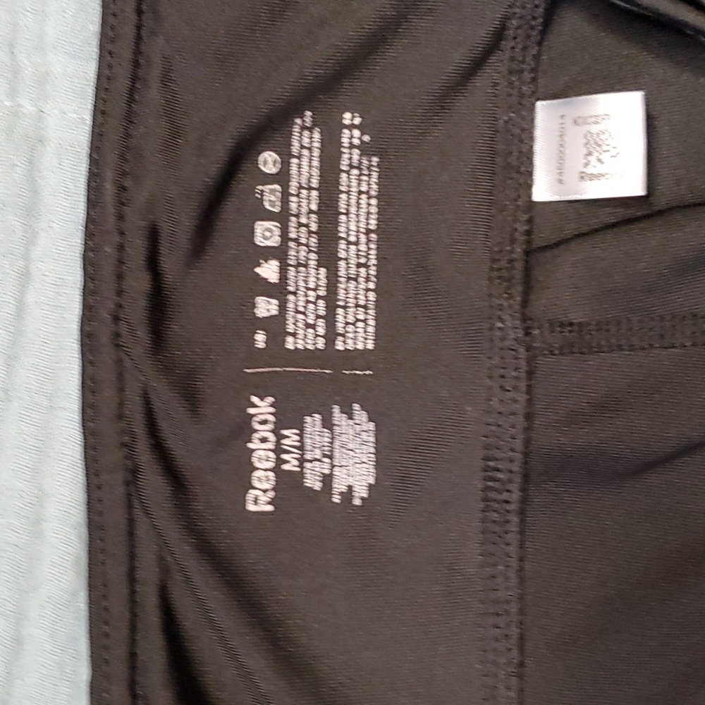 Reebok active capris - Picture 4 of 5